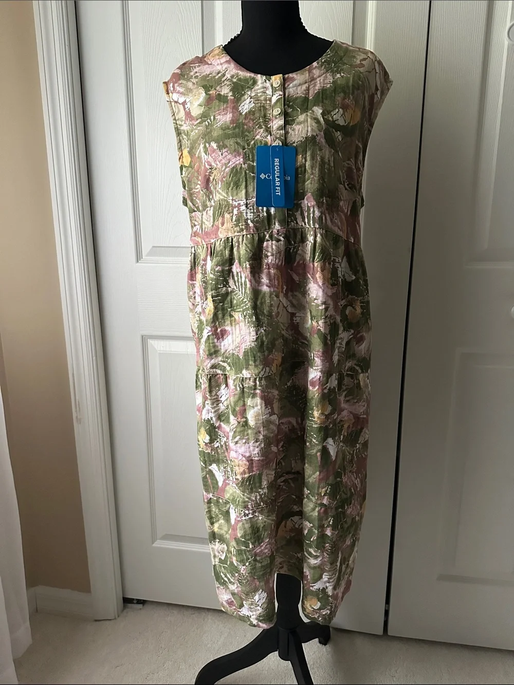 Columbia Olive & Blush Floral-Print Sleeveless Dress - Picture 2 of 5